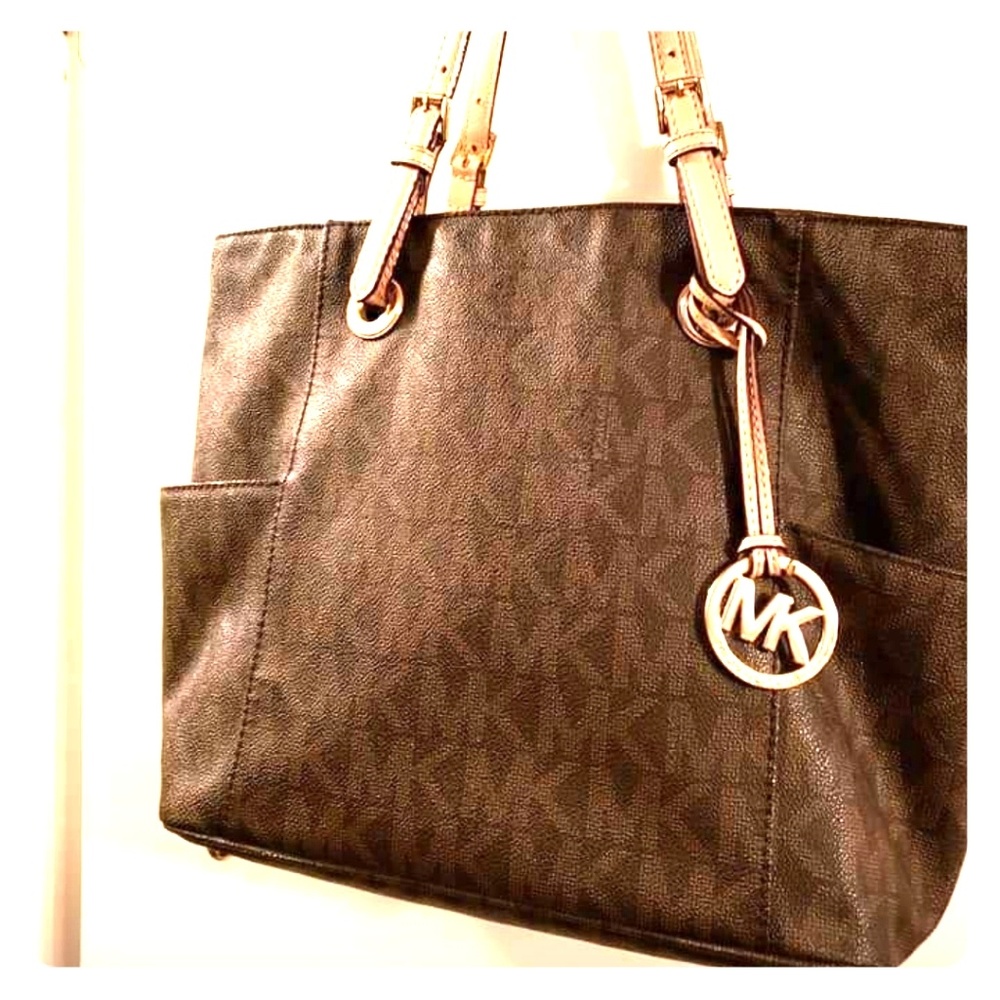 Michael Kors Monogram LOGO MK TOTE BAG